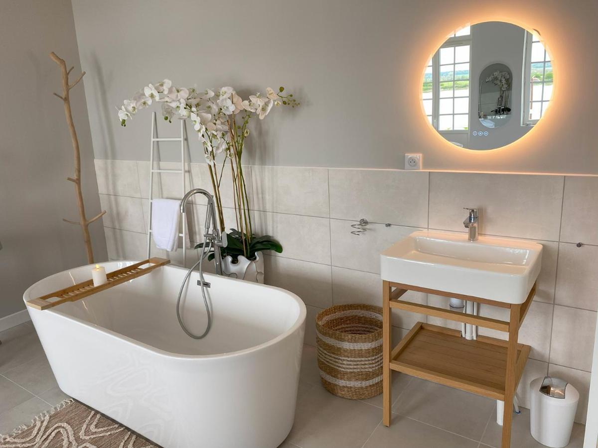 White House, Maison D'Hotes Villequier Esterno foto