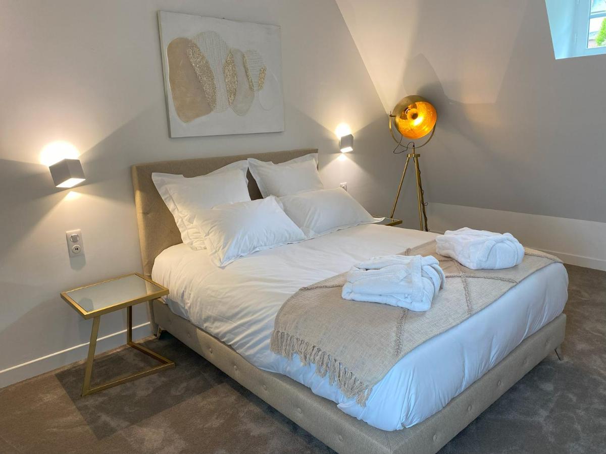 White House, Maison D'Hotes Villequier Esterno foto